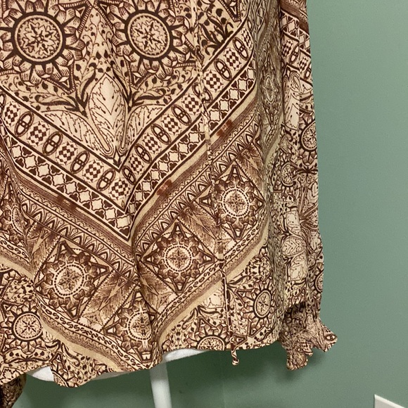 Free People Printed Ruffle Tie V-Neck Blouse - Picture 11 of 14